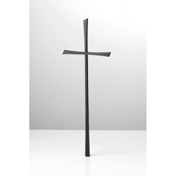 Cross no 202-39Height: 39 cm.Material: Oxidized bronze