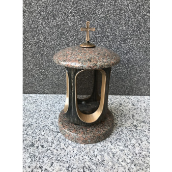 Lantern no PGL02Height: 28 cm.Granite: Bohus Red