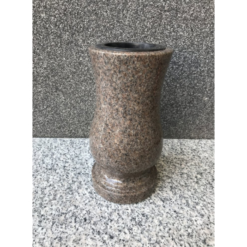 Vase no PGW02Height: 28 cm.Granite: Bohus Red